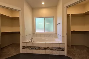 455 SE Woody Ct, Myrtle Creek, OR 97457 - Photo 17