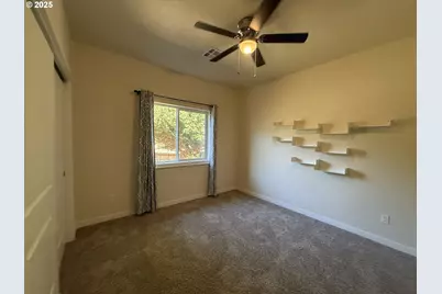 455 SE Woody Ct, Myrtle Creek, OR 97457 - Photo 23