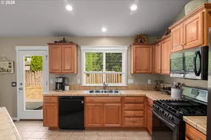 6099 SE Lois St, Hillsboro, OR 97129 - Photo 15