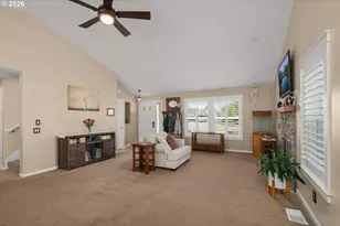 6099 SE Lois St, Hillsboro, OR 97129 - Photo 9