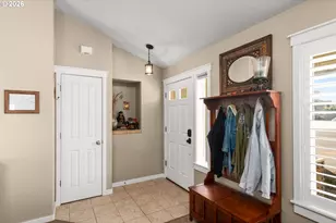 6099 SE Lois St, Hillsboro, OR 97129 - Photo 5