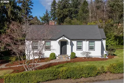 1815 SW Sunset Blvd, Portland, OR 97239 - Photo 1