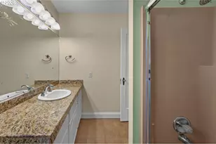 1815 SW Sunset Blvd, Portland, OR 97239 - Photo 13