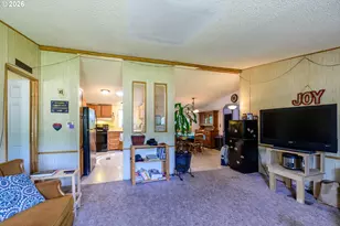 36900 Hills Creek Rd, Springfield, OR 97478 - Photo 13