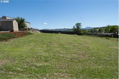 445 Rolling Hills Rd, Roseburg, OR 97471 - Photo 41