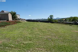 445 Rolling Hills Rd, Roseburg, OR 97471 - Photo 41