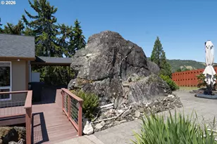 445 Rolling Hills Rd, Roseburg, OR 97471 - Photo 3