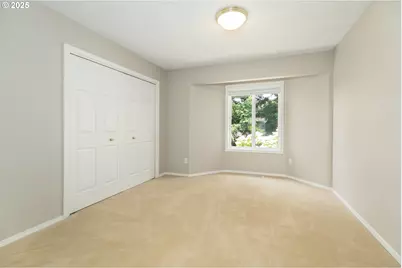 2011 NW New Hope Ct, Portland, OR 97229 - Photo 35