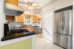 3740 SE Main St, Portland, OR 97214 - Photo 17