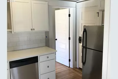 1035 SE 14th Ave, Portland, OR 97214 - Photo 13