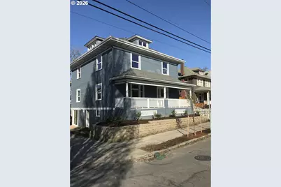 1035 SE 14th Ave, Portland, OR 97214 - Photo 1