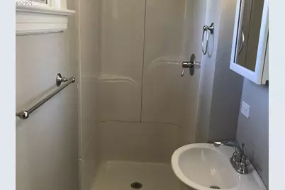 1035 SE 14th Ave, Portland, OR 97214 - Photo 29