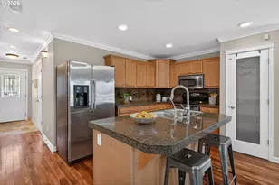 12619 SE Foster Rd, Portland, OR 97236 - Photo 11