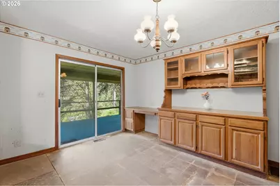 19373 NE Calkins Ln, Newberg, OR 97132 - Photo 9