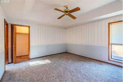 16076 NW Oak Hills Dr, Beaverton, OR 97006 - Photo 25