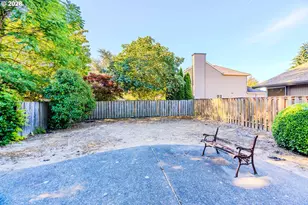 16076 NW Oak Hills Dr, Beaverton, OR 97006 - Photo 45