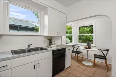 4525 SE 35th Pl, Portland, OR 97202 - Photo 9