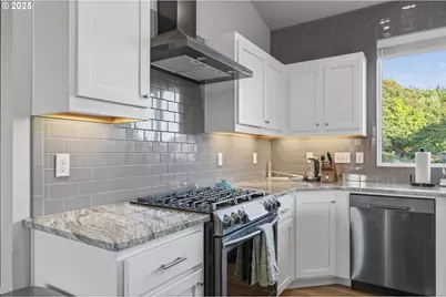 161 Lower Garden Valley Rd, Roseburg, OR 97471 - Photo 7