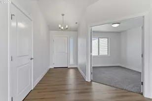 215 SW Sparrow St, Boardman, OR 97818 - Photo 7