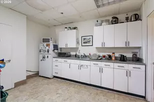 700 N Killingsworth St, Portland, OR 97217 - Photo 23