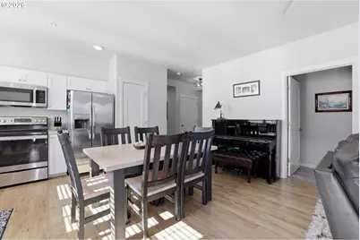 17149 SW Snowdale St #103, Beaverton, OR 97007 - Photo 13