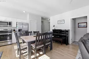 17149 SW Snowdale St, Beaverton, OR 97007 - Photo 13