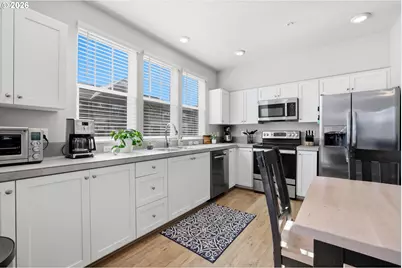 17149 SW Snowdale St #103, Beaverton, OR 97007 - Photo 11