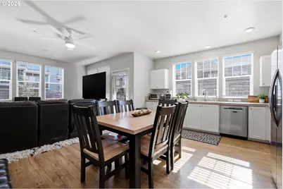 17149 SW Snowdale St #103, Beaverton, OR 97007 - Photo 7