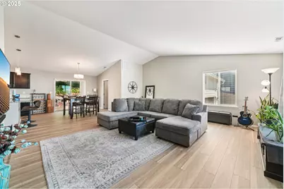 9 Curtis Ln, Longview, WA 98632 - Photo 7