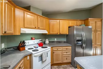 6647 Quarry Rd, Silverton, OR 97381 - Photo 19