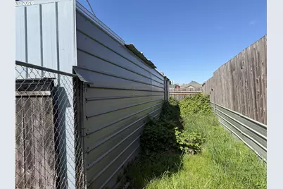 4593 Swegle Rd, Salem, OR 97301 - Photo 5