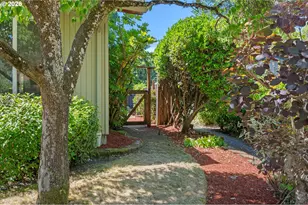 3631 Kevington Ave, Eugene, OR 97405 - Photo 3