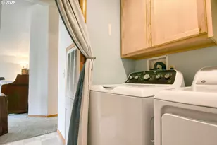 216 E Washington St, Athena, OR 97813 - Photo 21