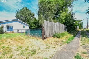 216 E Washington St, Athena, OR 97813 - Photo 27