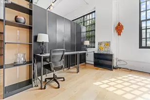 1400 NW Irving St, Portland, OR 97209 - Photo 9