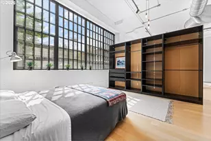 1400 NW Irving St, Portland, OR 97209 - Photo 21