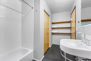 1400 NW Irving St, Portland, OR 97209 - Photo 25