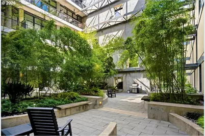 1400 NW Irving St #114, Portland, OR 97209 - Photo 29