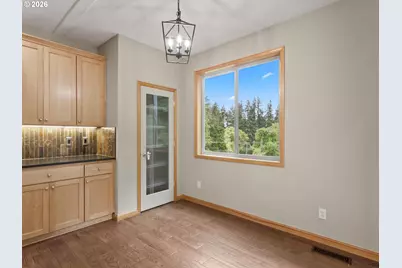 860 N P St, Washougal, WA 98671 - Photo 13