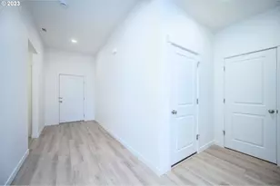 3206 S Kodiak St, Cornelius, OR 97113 - Photo 3