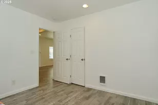 2650 SE 164th Ave, Portland, OR 97236 - Photo 17