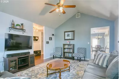 1626 SW 3rd St, Pendleton, OR 97801 - Photo 9
