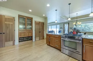 1470 Piper Ln, Eugene, OR 97401 - Photo 11