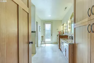 1470 Piper Ln, Eugene, OR 97401 - Photo 27