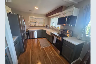 1855 5th St, Columbia City, OR 97018 - Photo 19