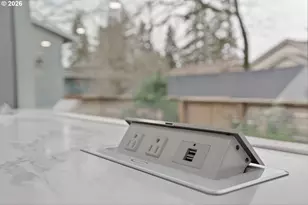 3739 SW Pomona St, Portland, OR 97219 - Photo 17