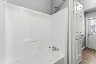 8300 NE Quatama St, Hillsboro, OR 97006 - Photo 31