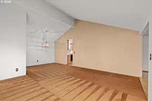 2276 B St, Hubbard, OR 97032 - Photo 5