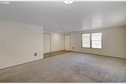 18716 SE 11th St, Vancouver, WA 98683 - Photo 5