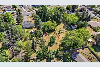 20005 SW Farmington Rd, Beaverton, OR 97007 - Photo 41